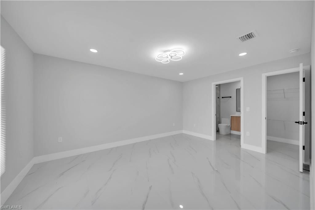 1042 Darlington St, Lehigh Acres, FL 33974 Photo