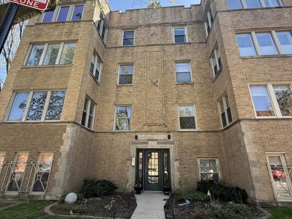3739 W Wrightwood Avenue , Unit 1W, Chicago, IL 60647