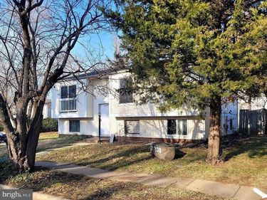 2208 COCQUINA DRIVE , RESTON, VA 20191