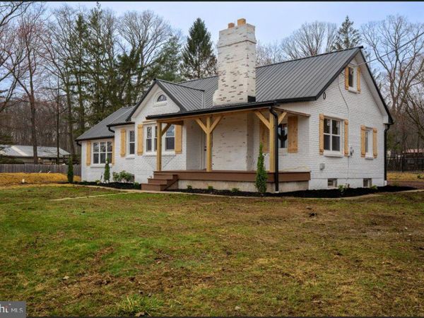 121 BEN TITUS ROAD , TAMAQUA, PA 18252