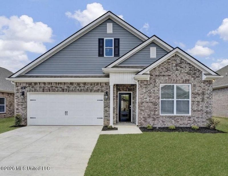 40 Powell Place, Byhalia, MS 38611 Main Photo