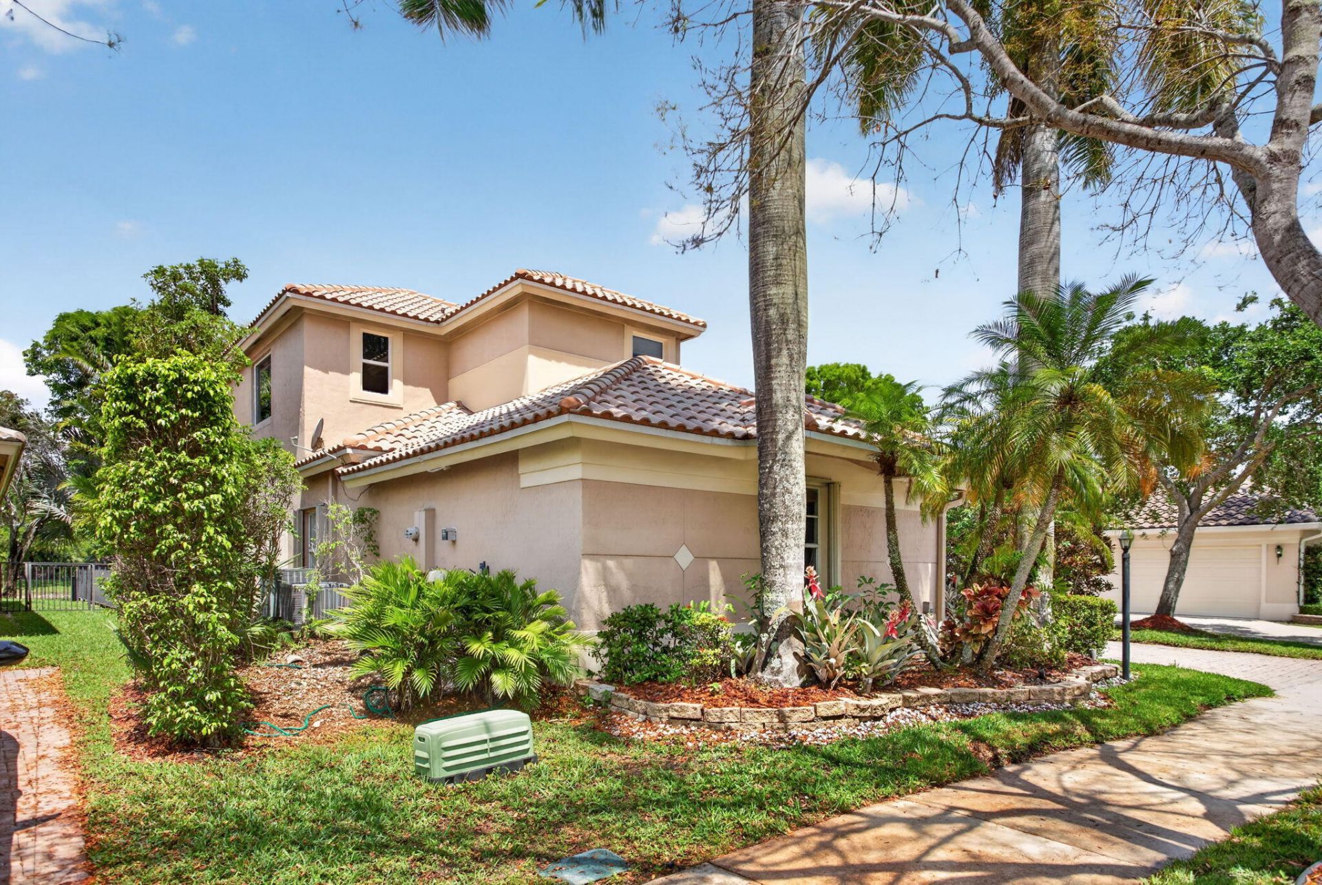 6443 NW 110th Avenue, Parkland, FL 33076 Photo