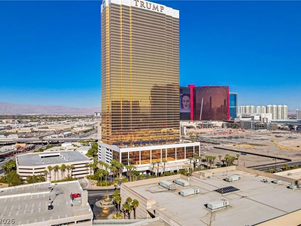 2000 N Fashion Show Drive , Unit 3118, Las Vegas, NV 89109