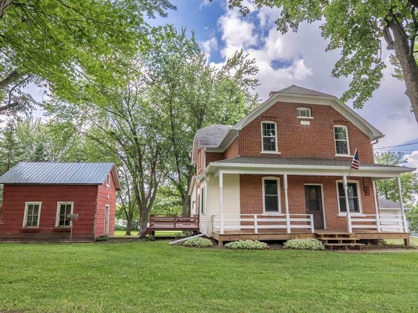 237490 ALLEN STREET, Athens, WI 54411