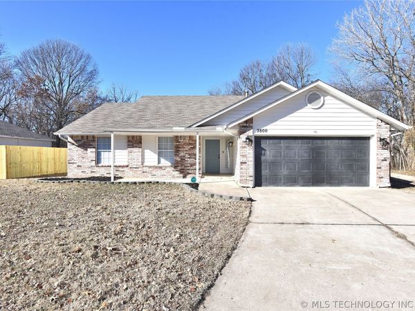 2800 S Dogwood Avenue , Broken Arrow, OK 74012
