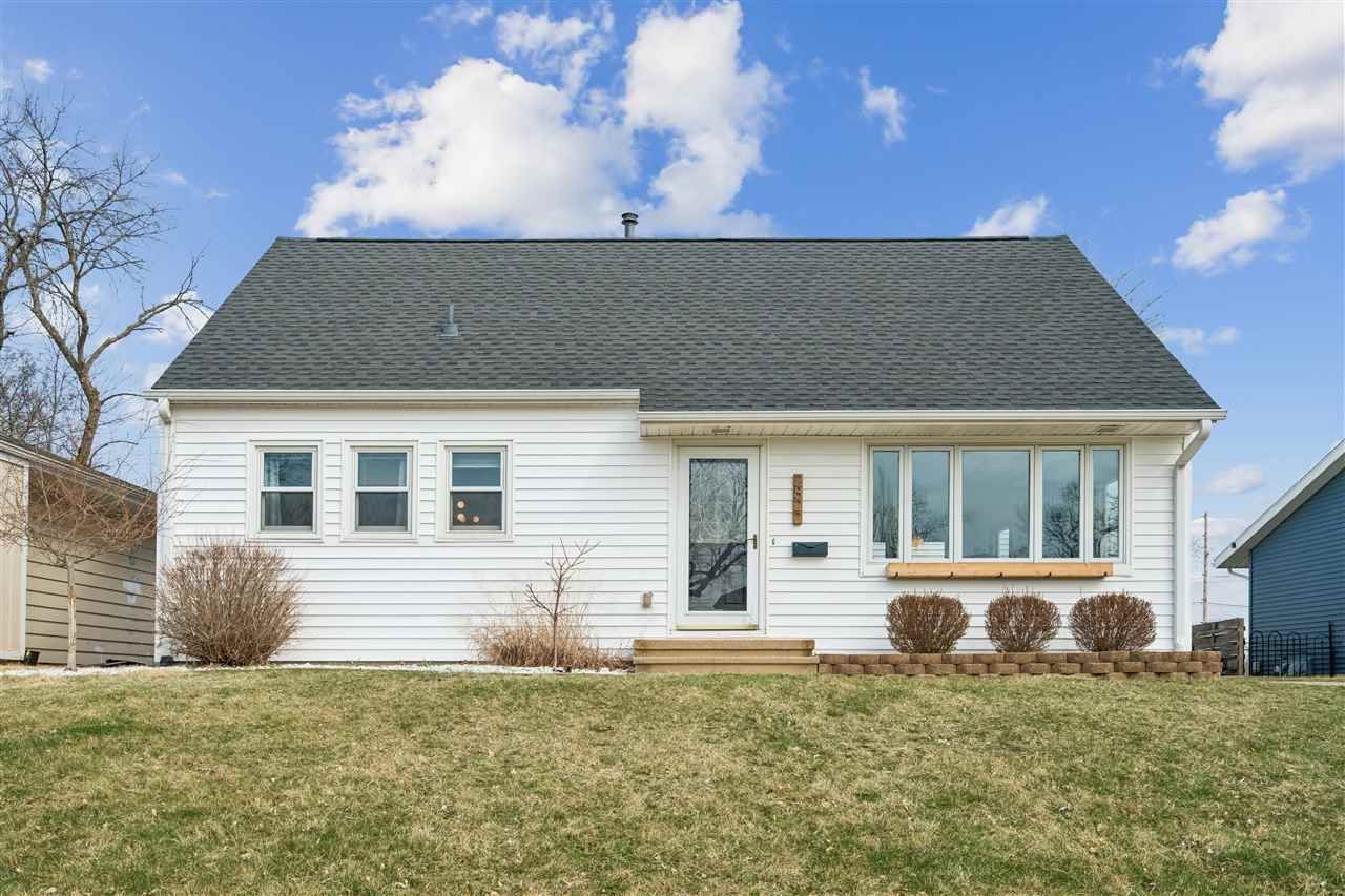 2822 Hillhaven Court Se, Cedar Rapids, IA 52403 Main Photo