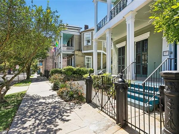 1252 ESPLANADE Avenue, Unit 2, New Orleans, LA 70116