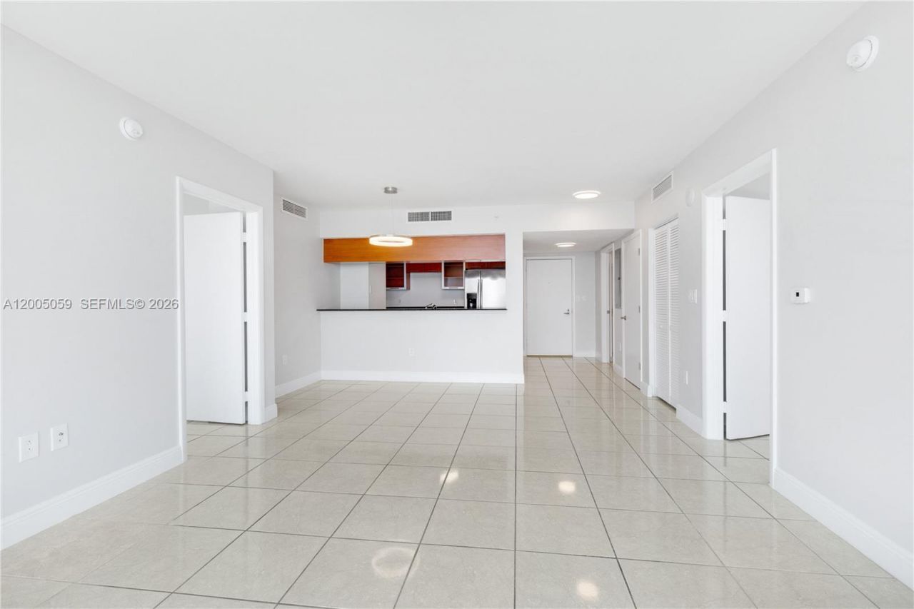 1800 N Bayshore Dr, Unit 1203, Miami, FL 33132 Photo