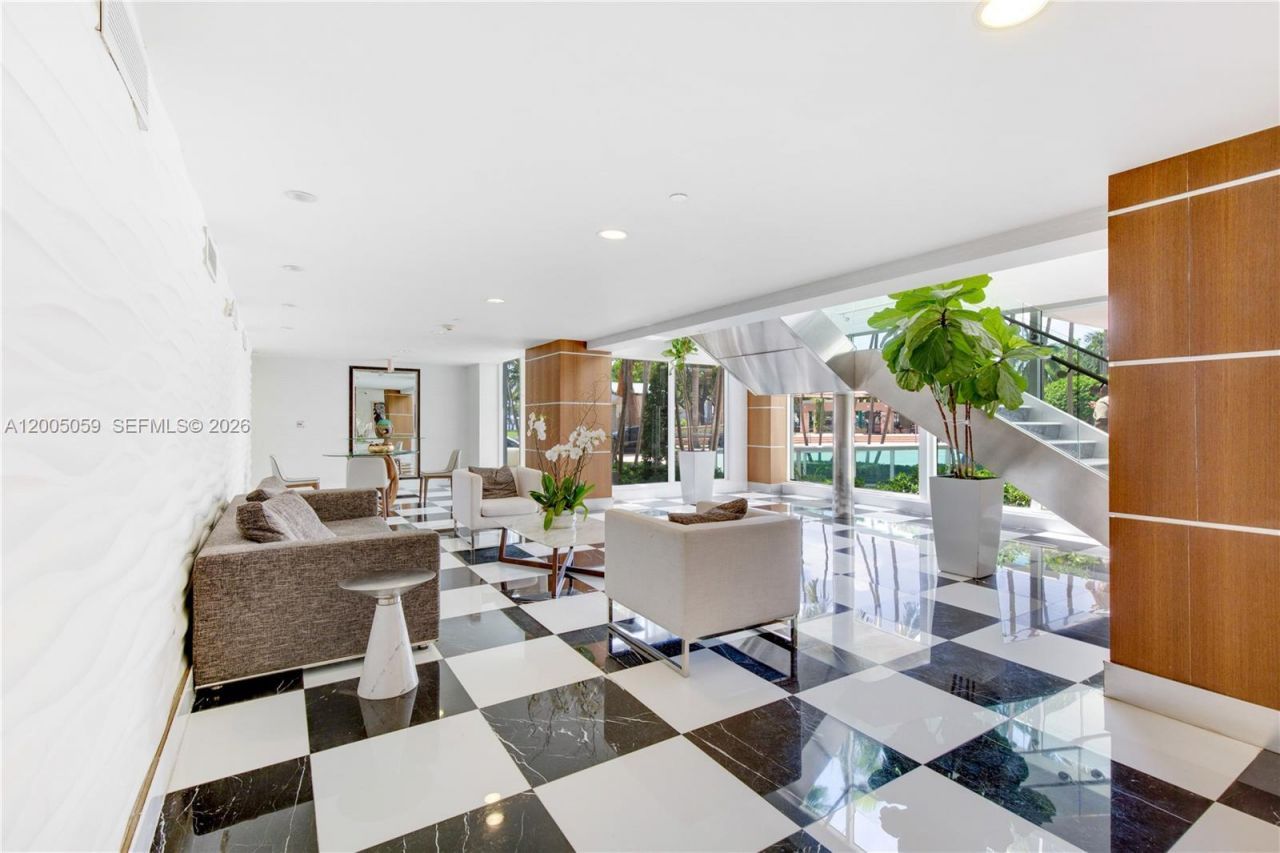 1800 N Bayshore Dr, Unit 1203, Miami, FL 33132 Photo