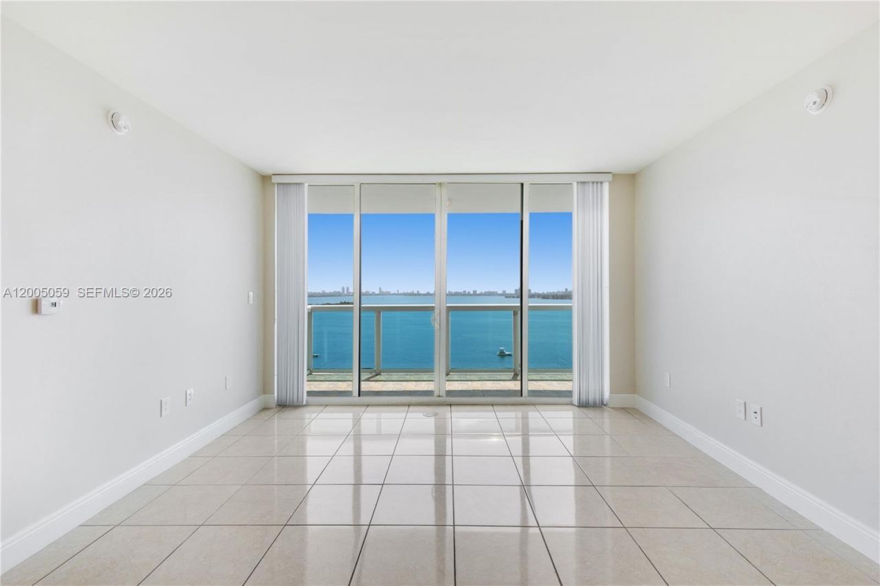 1800 N Bayshore Dr, Unit 1203, Miami, FL 33132 Photo
