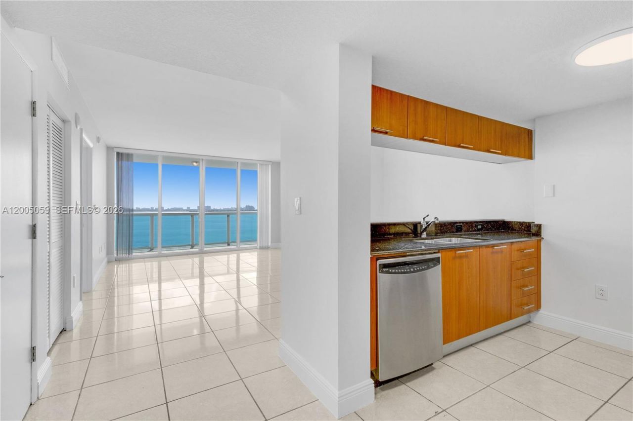 1800 N Bayshore Dr, Unit 1203, Miami, FL 33132 Photo