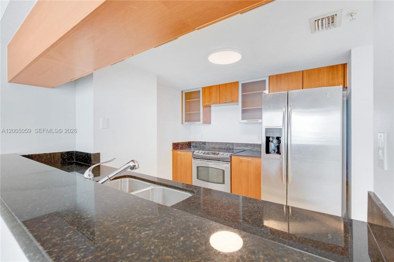 1800 N Bayshore Dr, Unit 1203, Miami, FL 33132 Photo