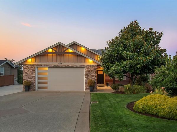 942 Timberline Dr , Campbell River, BC V9H 0A8