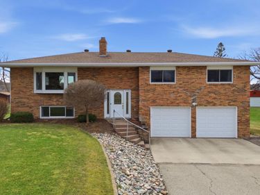 1021 Stony Brook Manor, Fergus Falls, MN 56537