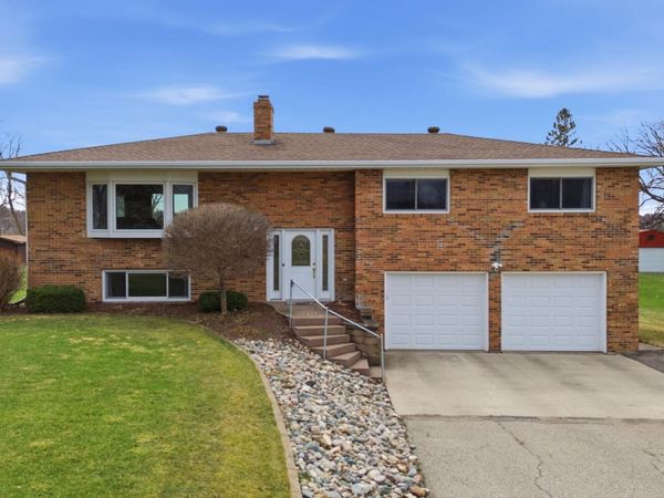 1021 Stony Brook Manor , Fergus Falls, MN 56537