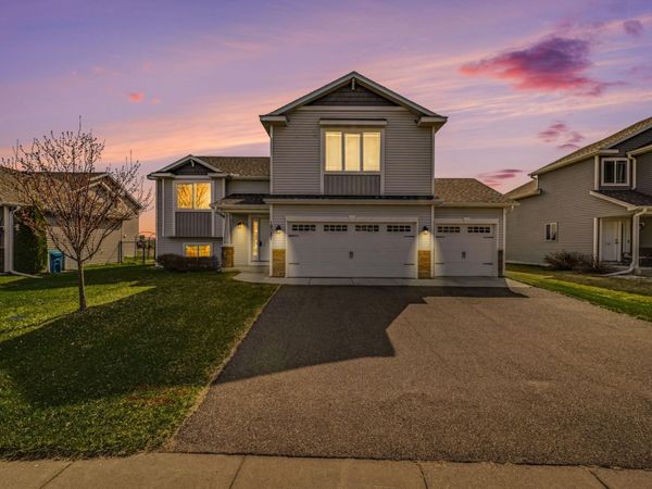 19087 Ivanhoe Drive NW, Elk River, MN 55330