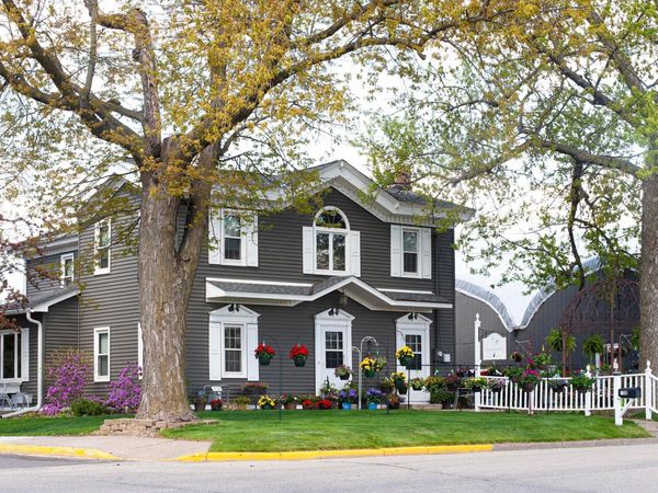 438 W Kinne Street , Ellsworth, WI 54011