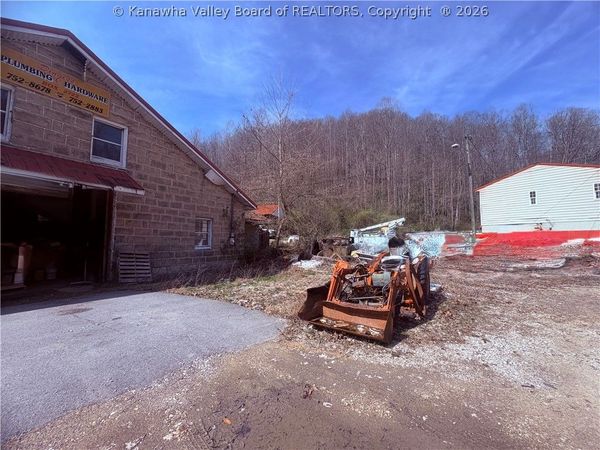378 Moses Fork Road, Dingess, WV 25671