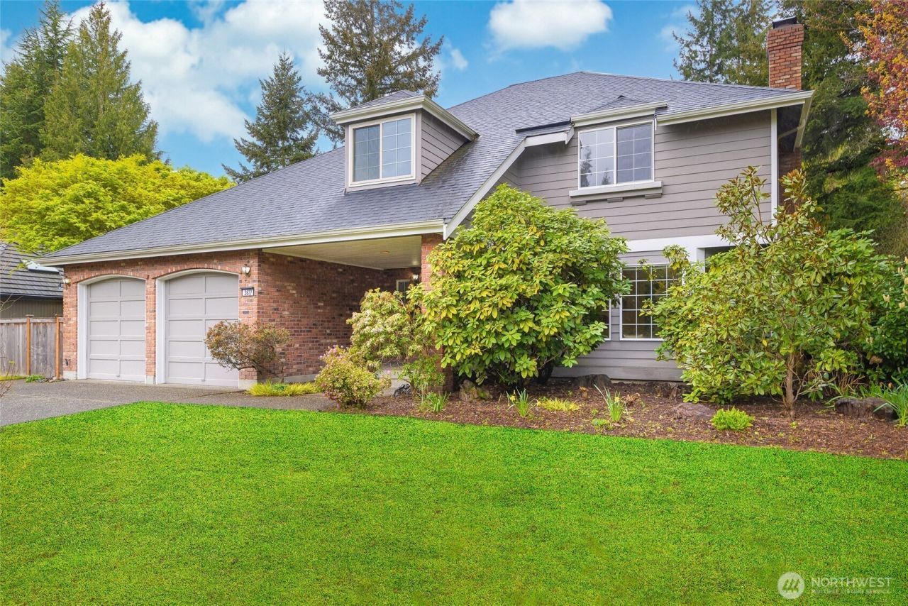 3877 113th Avenue Ne, Bellevue, WA 98004