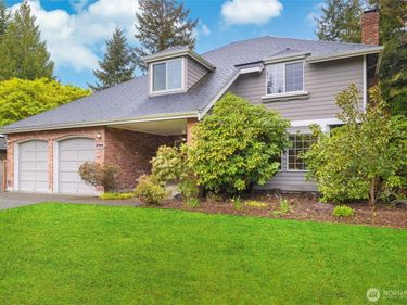 3877 113th Avenue NE, Bellevue, WA 98004