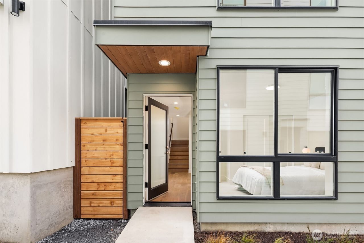 4418 1st Avenue Ne, Unit B, Seattle, WA 98105