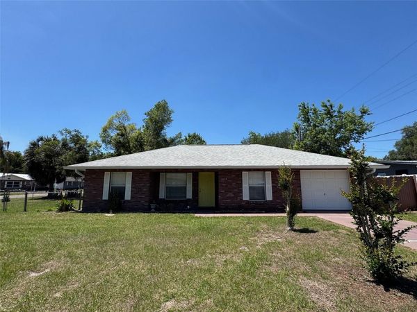 5435 TANGERINE DRIVE , ZEPHYRHILLS, FL 33542
