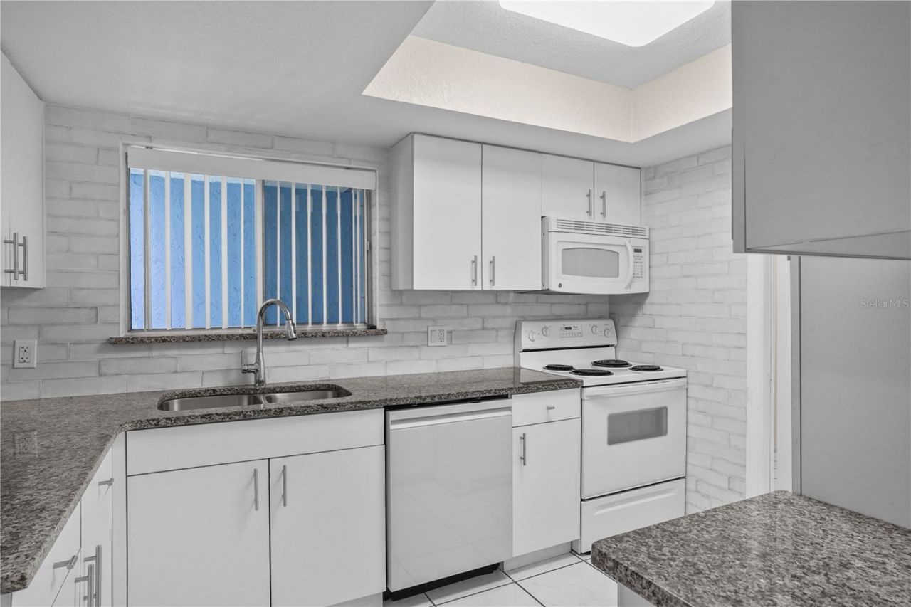 704 Glasgow Court , Unit 704, Winter Springs, FL 32708 Photo