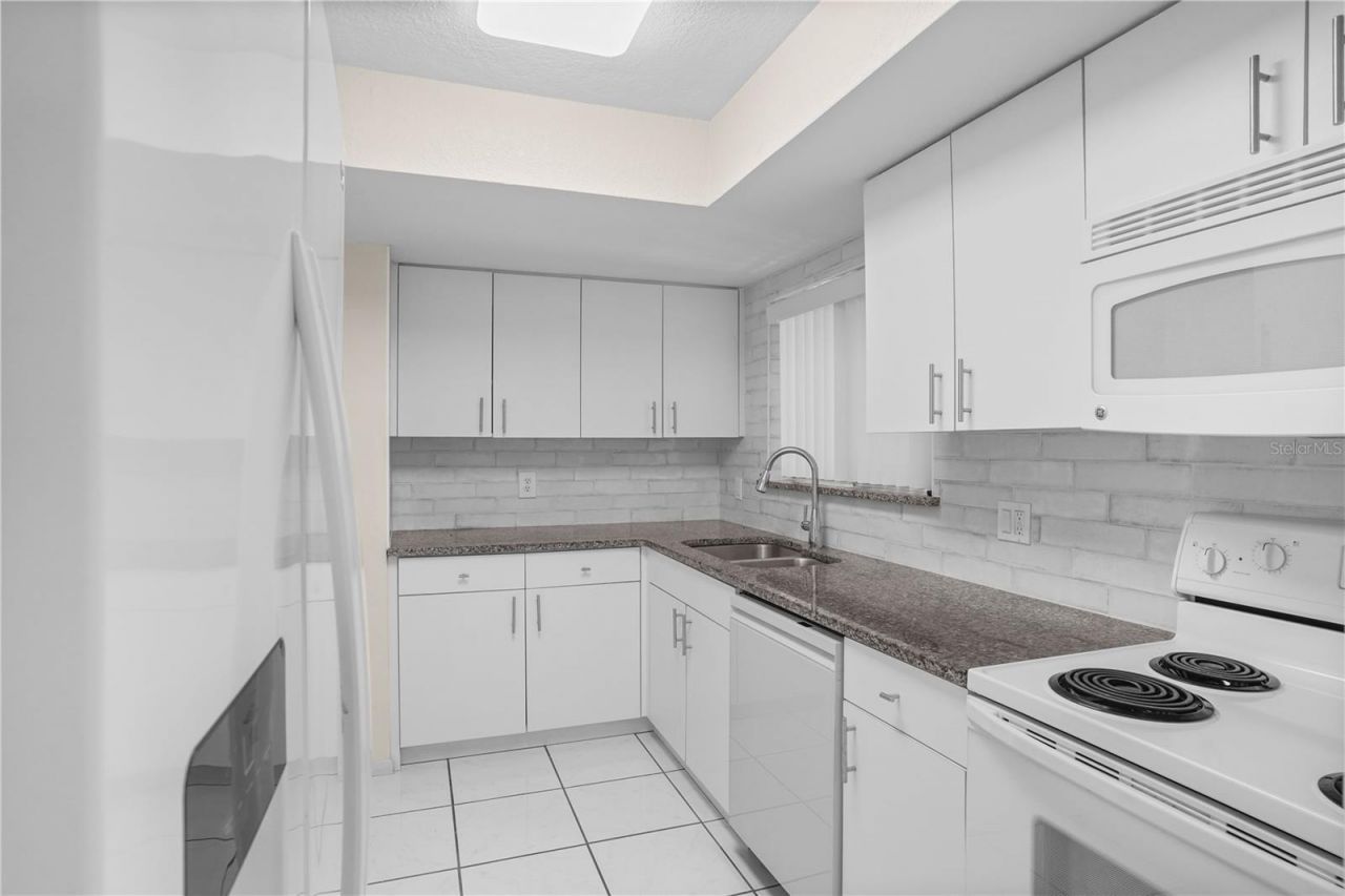 704 Glasgow Court , Unit 704, Winter Springs, FL 32708 Photo