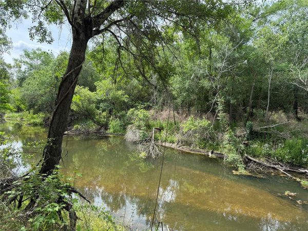 3205 PARK DR , DADE CITY, FL 33523