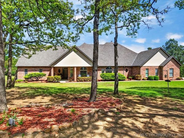 3710 E Mountain Road , Bartlesville, OK 74003