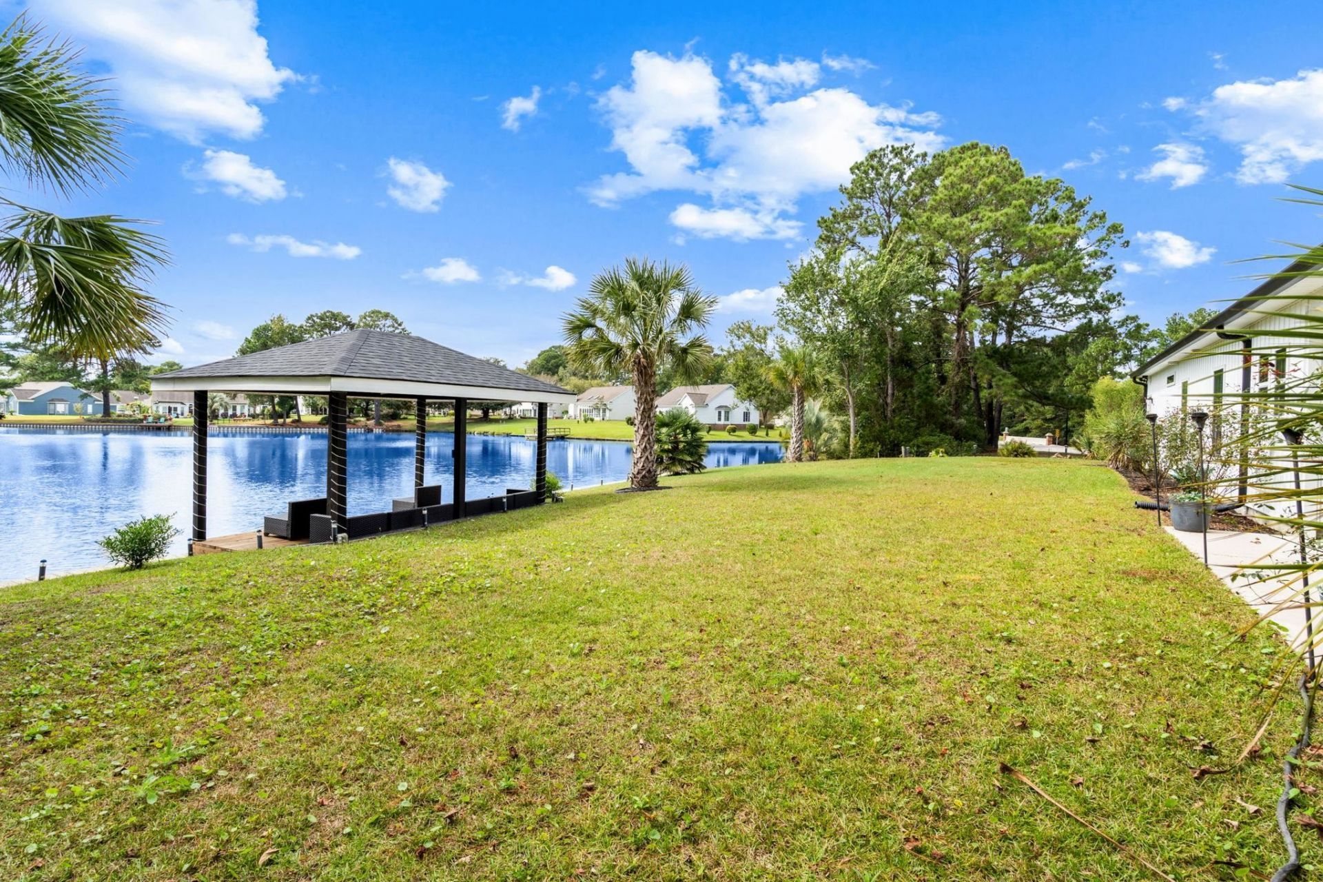 1886 Southwood Dr. Photo 23