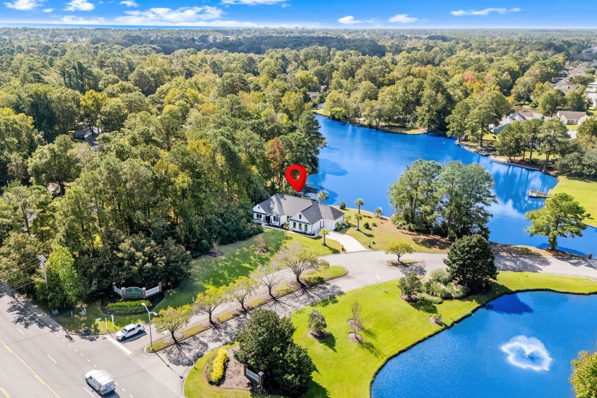 1886 Southwood Dr. Photo 39