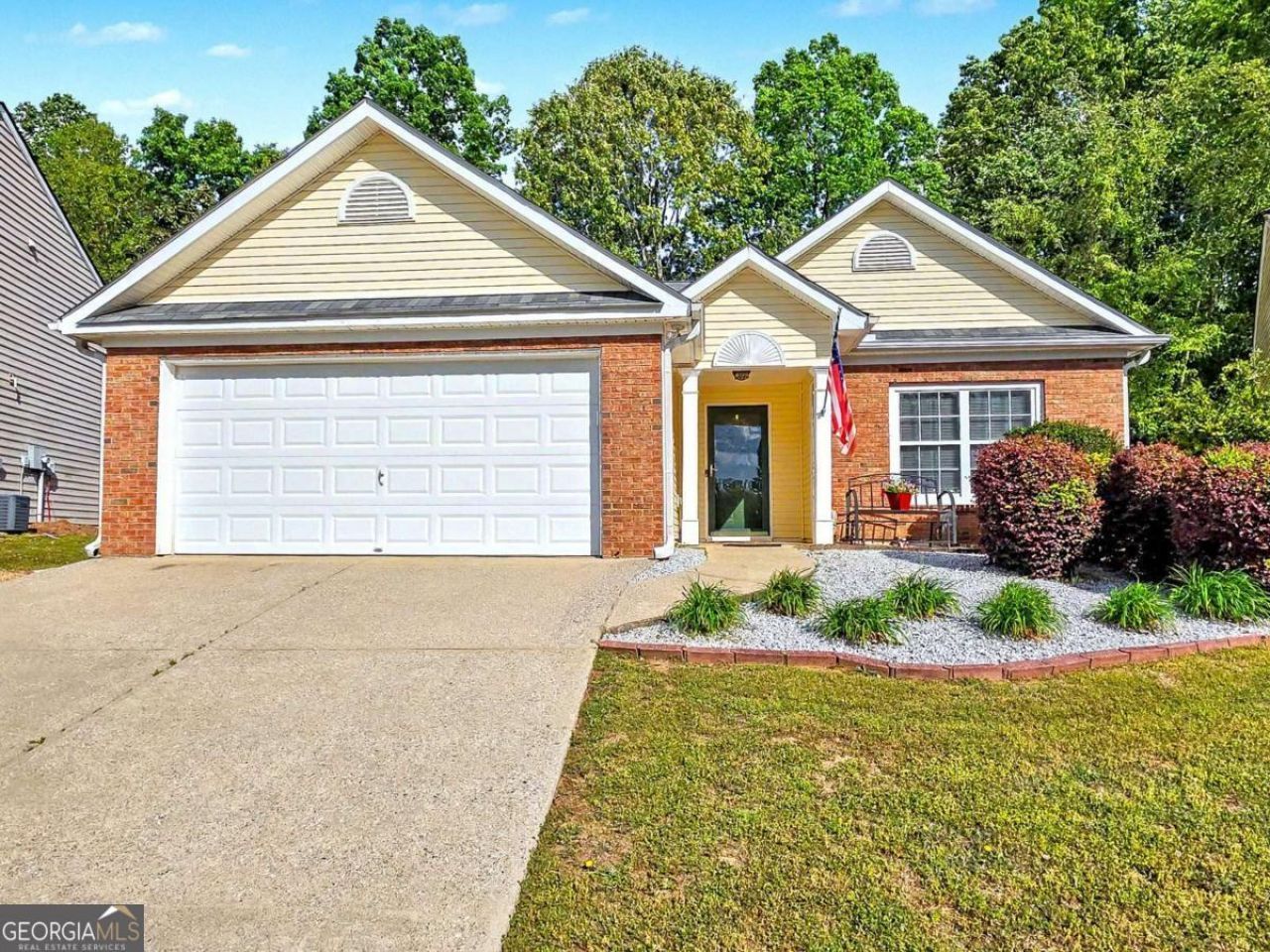 209 Diamond Valley Pass, Canton, GA 30114 Main Photo