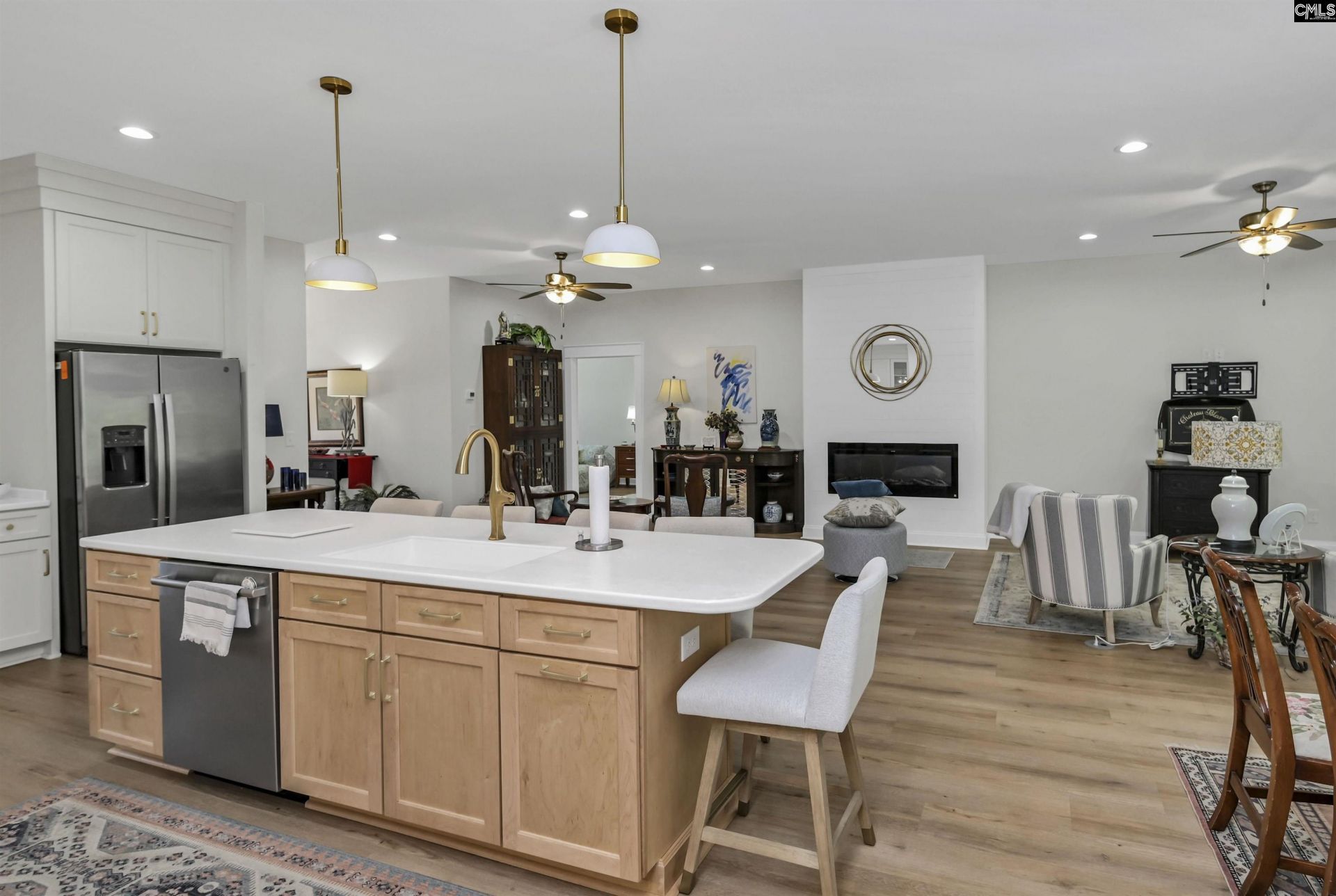 140 Palm Point Drive  Photo 8