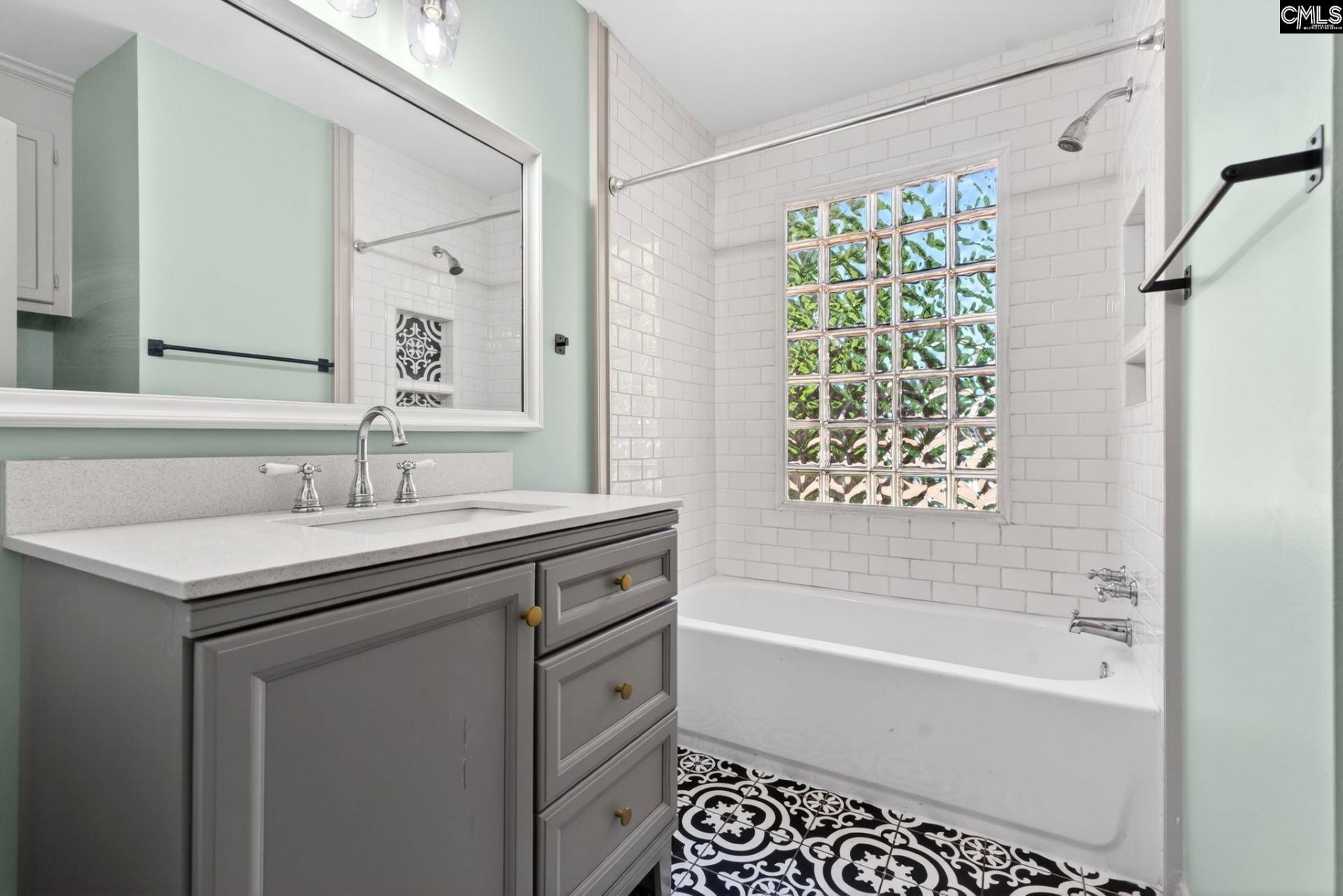 108 Shantel Court  Photo 26