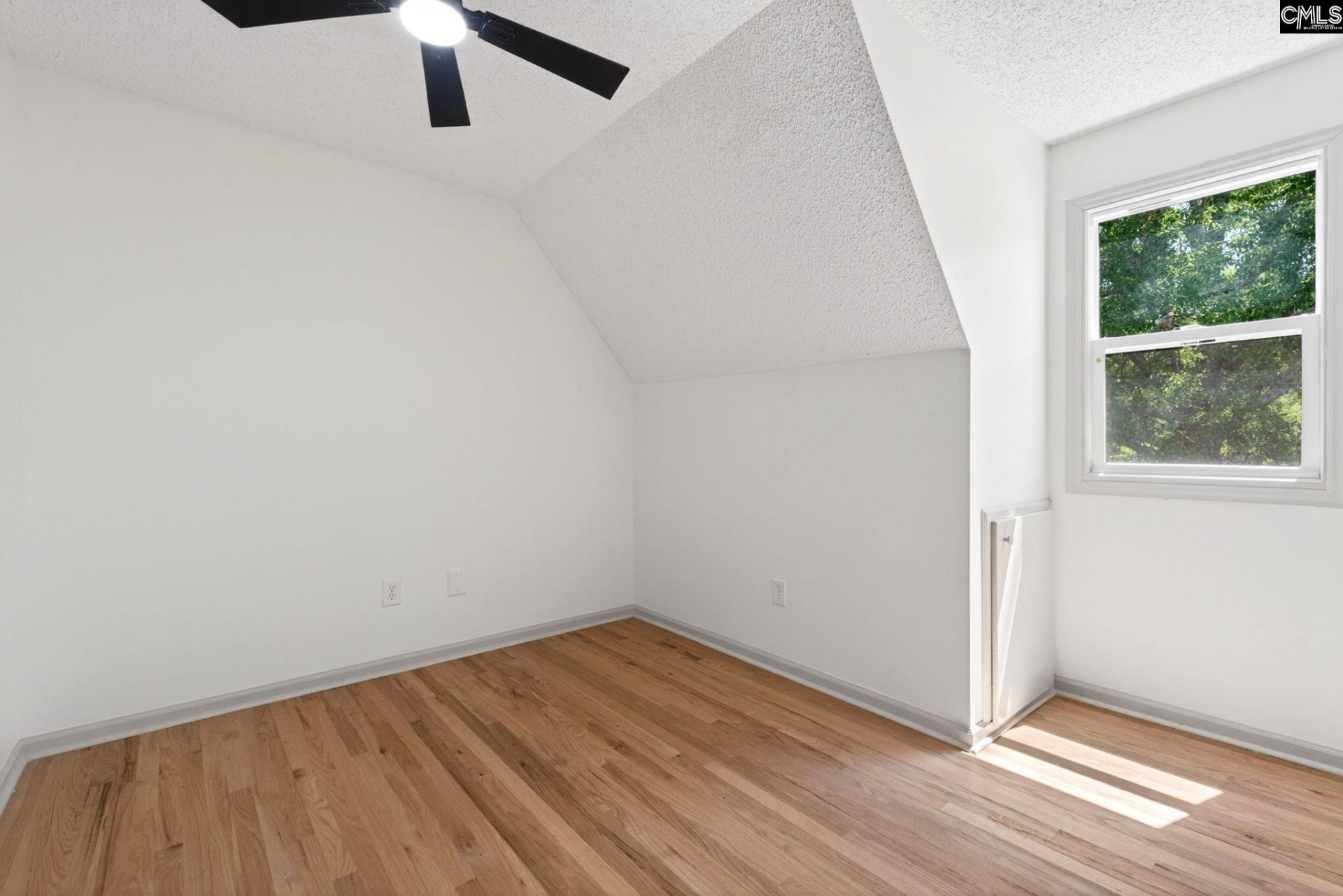 108 Shantel Court  Photo 37