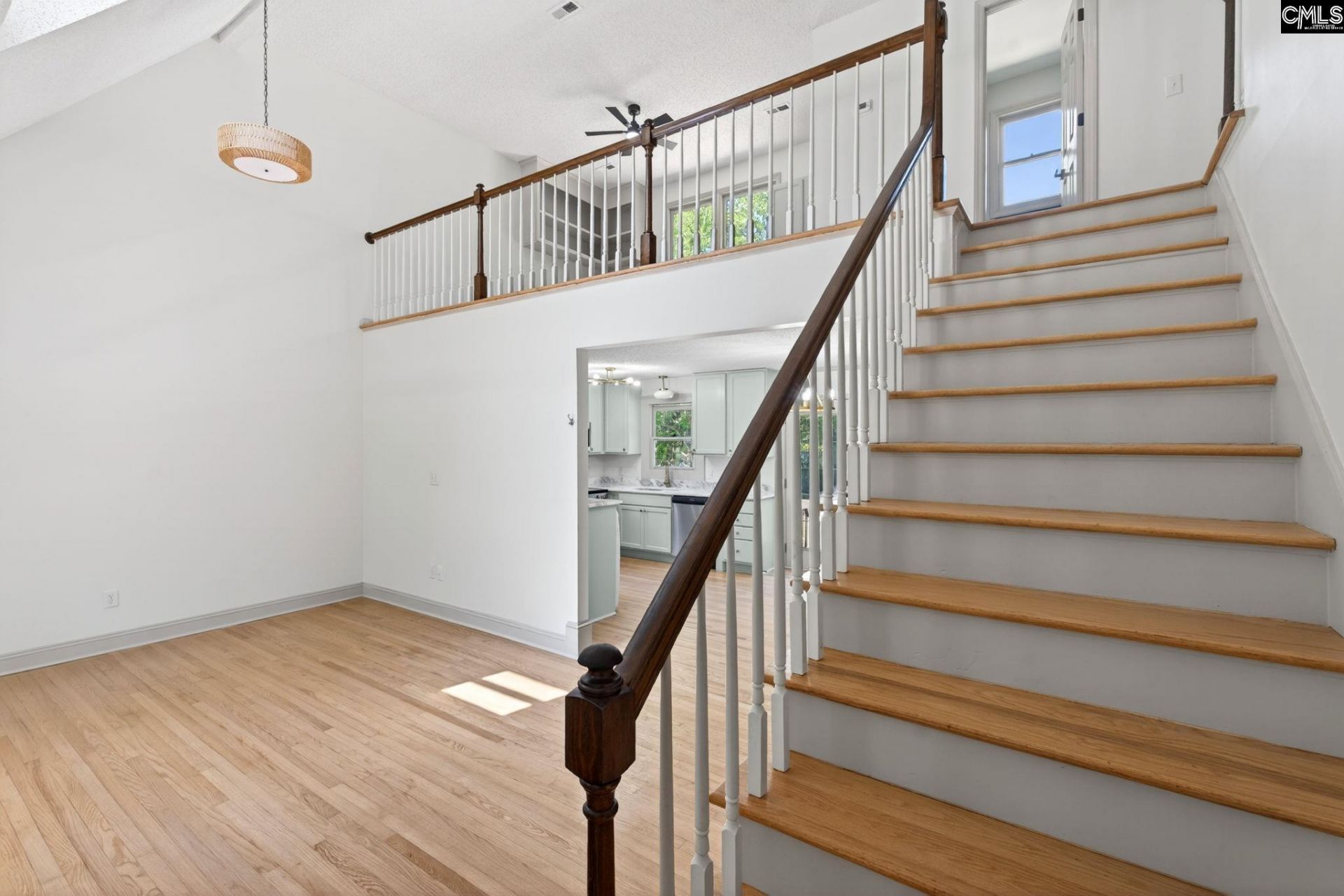 108 Shantel Court  Photo 9