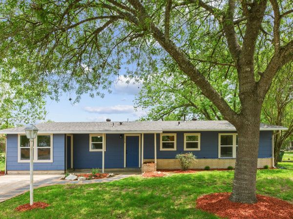 1038 Field ST , San Marcos, TX 78666