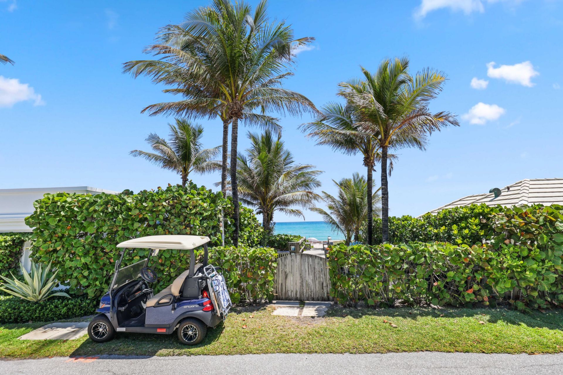 246 Merrain Road, Palm Beach, FL 33480 Photo