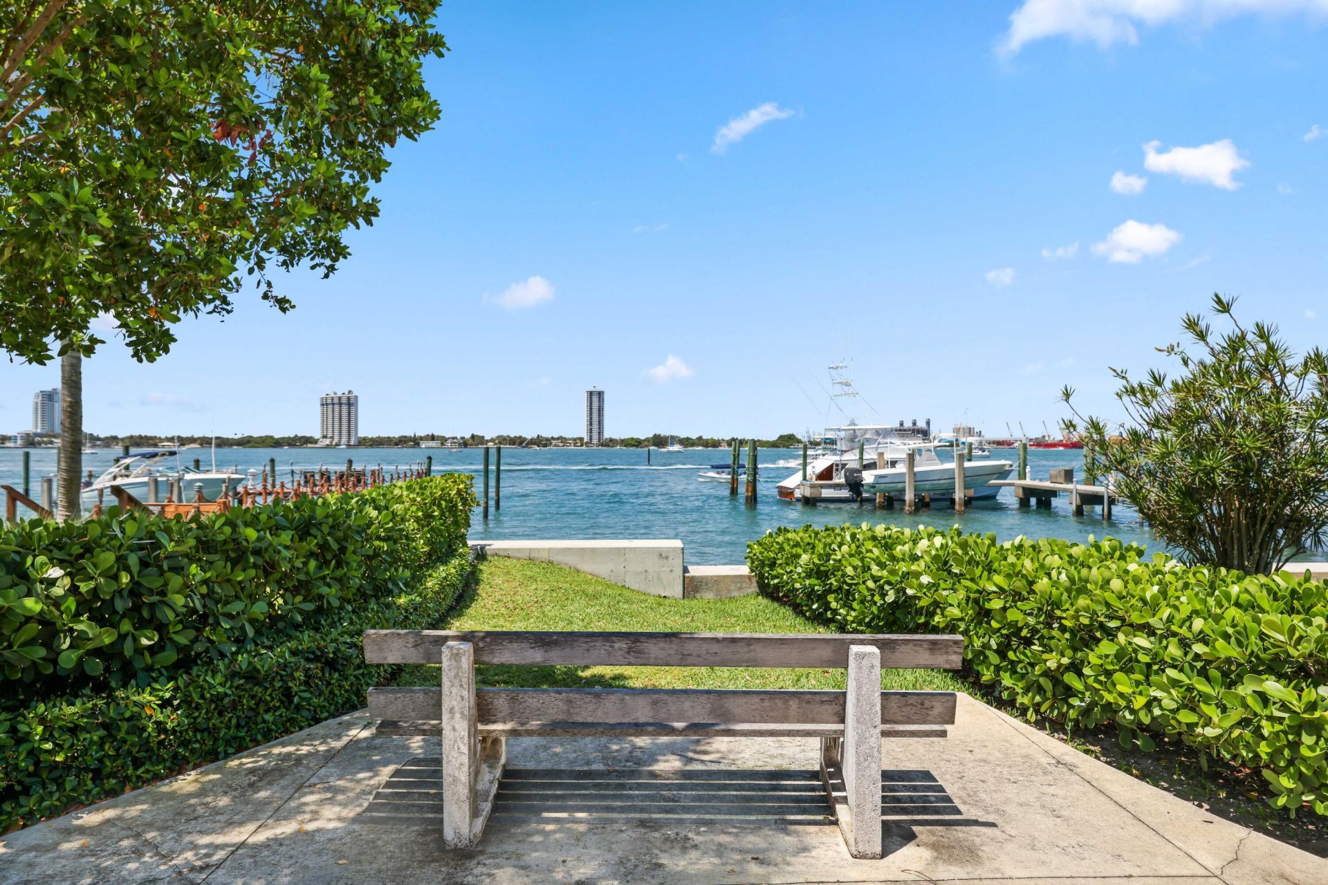 246 Merrain Road, Palm Beach, FL 33480 Photo