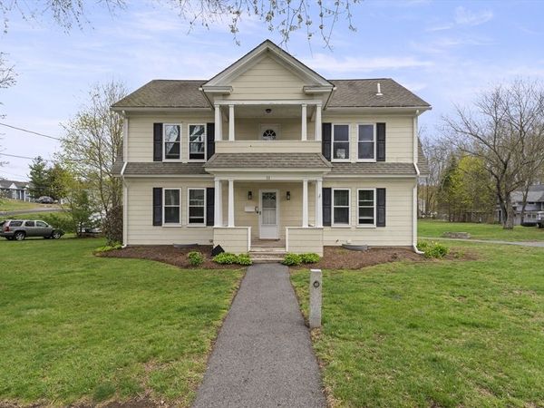 11 River Ave, Grafton, MA 01560
