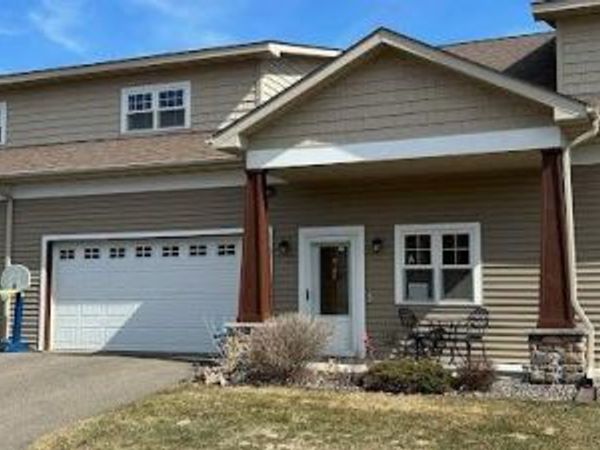 1165 Parkwood Lane, Stillwater, MN 55082