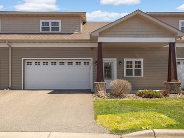 1165 Parkwood Lane, Stillwater, MN 55082