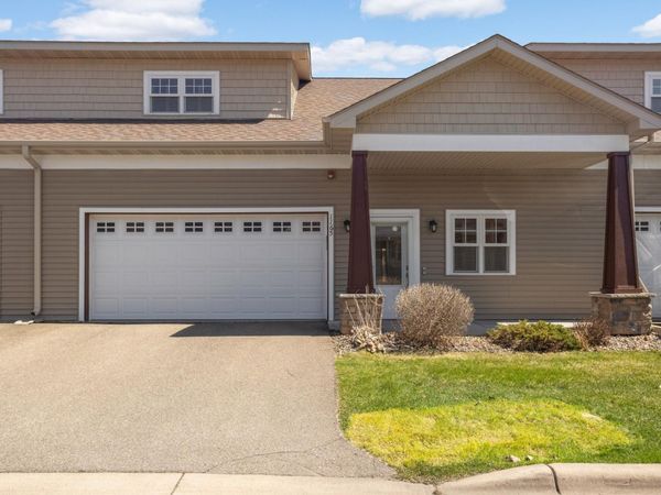 1165 Parkwood Lane, Stillwater, MN 55082