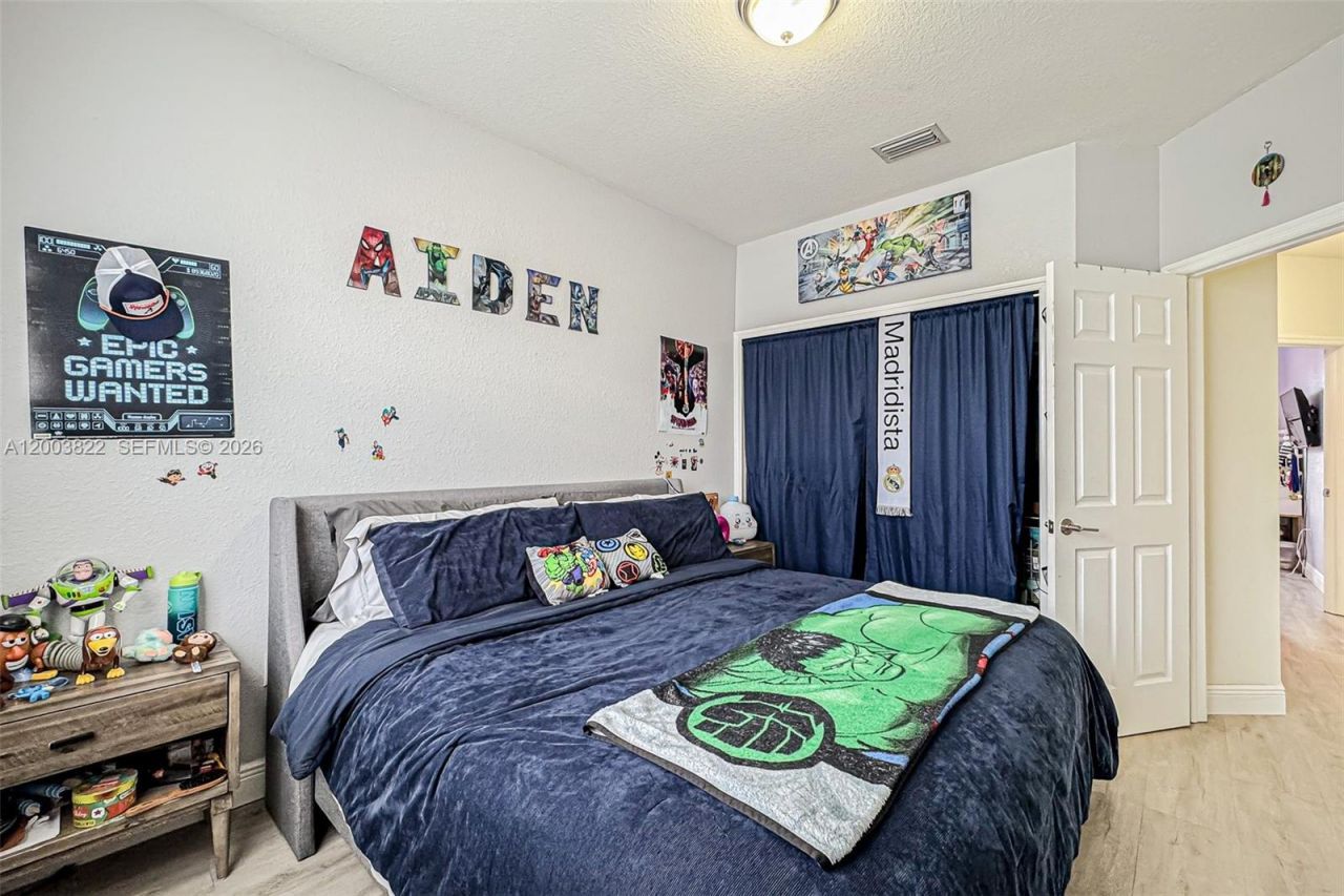 16426 SW 48th Ter , Miami, FL 33185 Photo