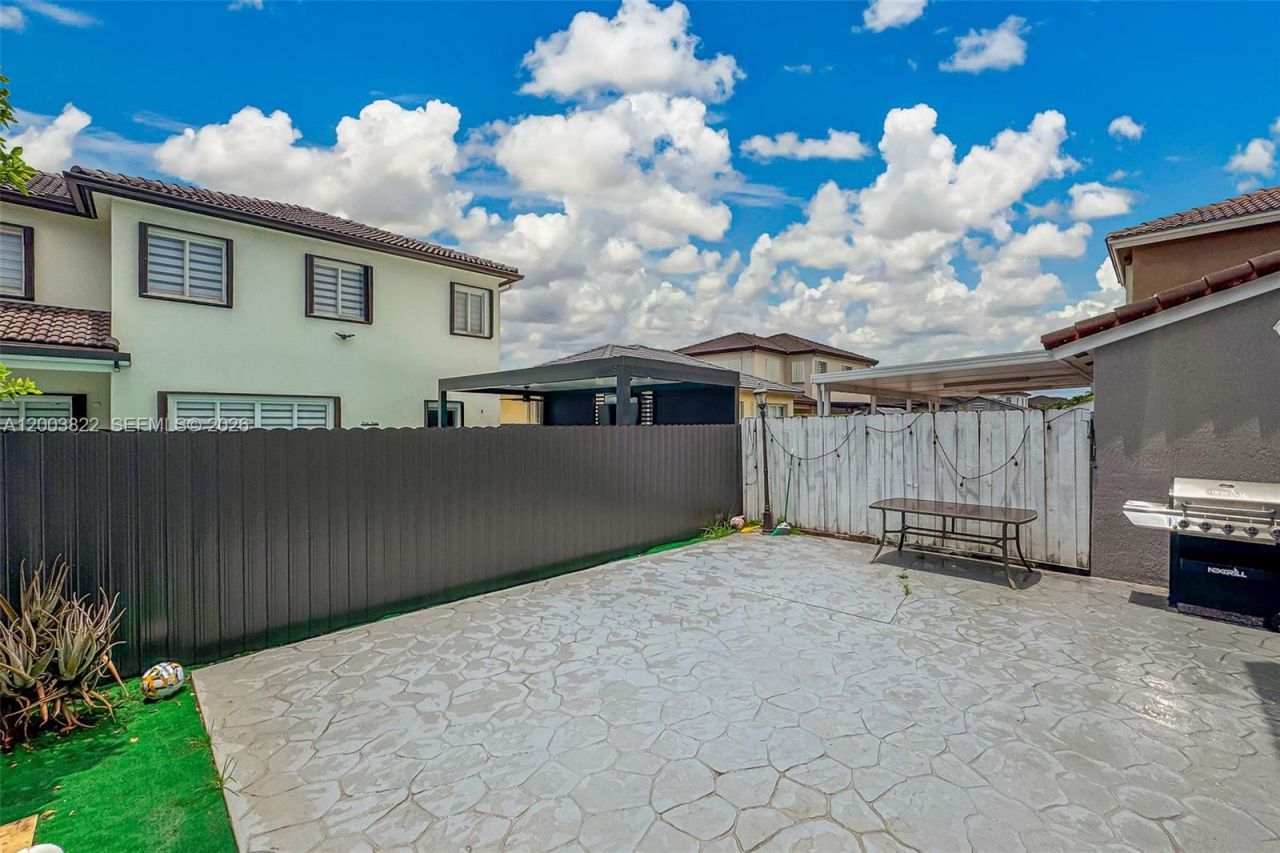16426 SW 48th Ter , Miami, FL 33185 Photo