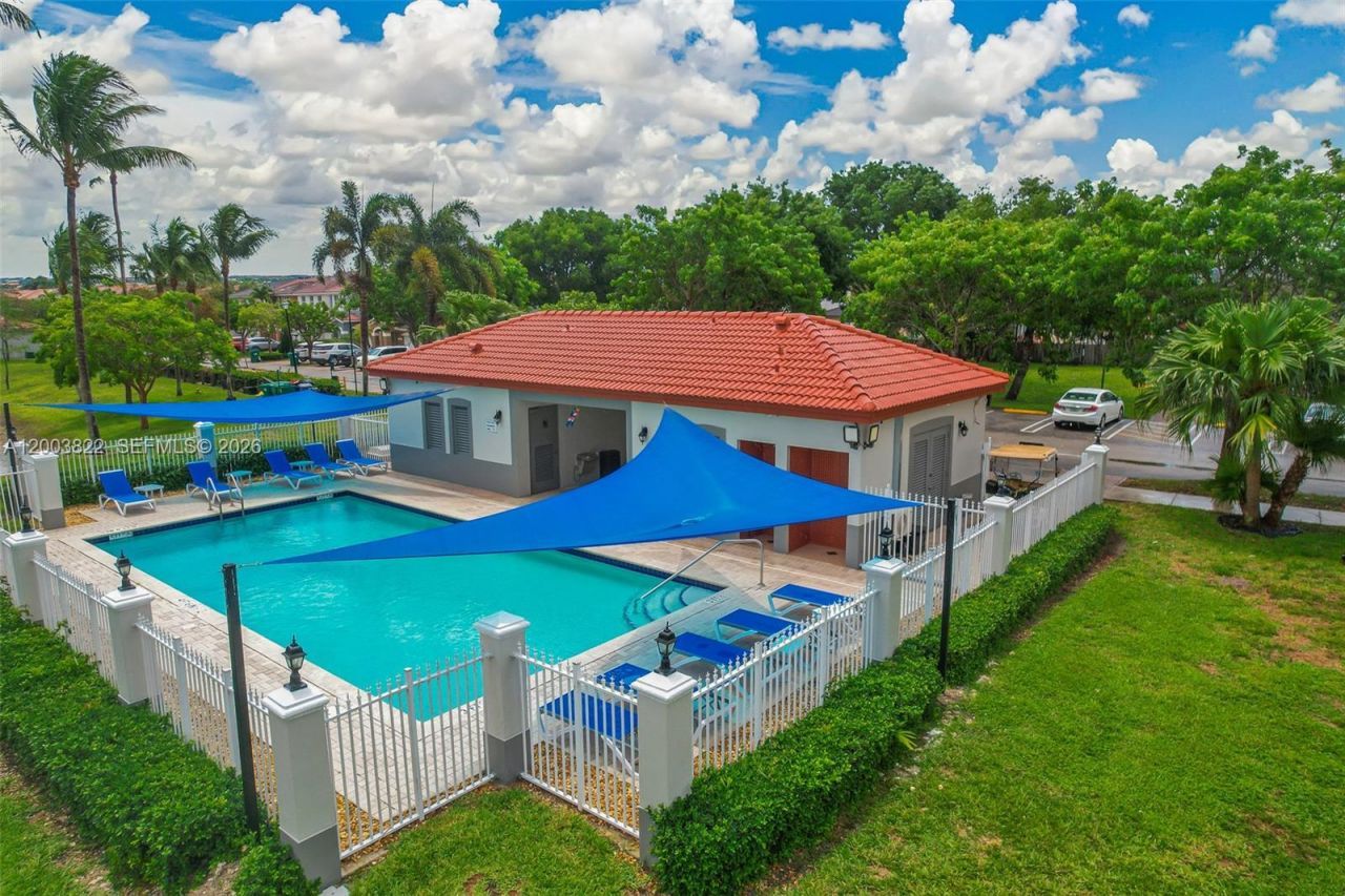 16426 SW 48th Ter , Miami, FL 33185 Photo