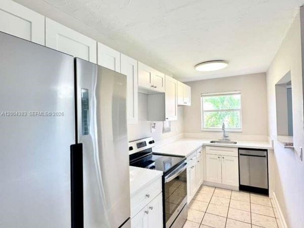 2651 NW 13th St , Unit 41, Miami, FL 33125