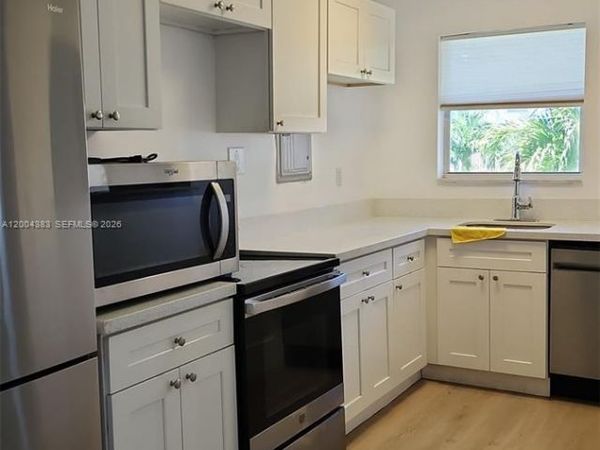 2651 NW 13th St, Unit 41, Miami, FL 33125