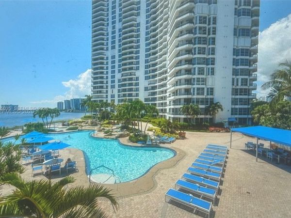 19195 NE Mystic Pointe Dr , Unit 604, Aventura, FL 33180